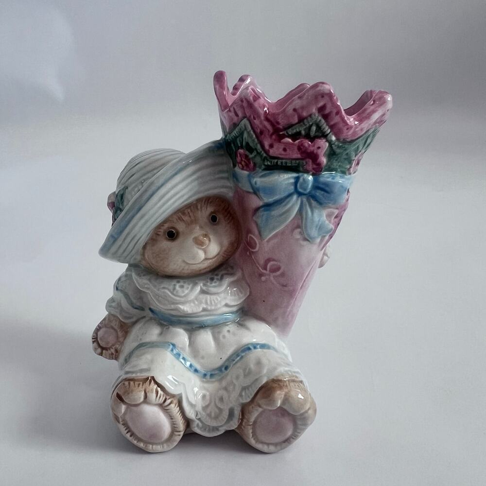 FITZ & FLYOD VINTAGE CERAMICS HYDRANGEA BEAR BUD VASE COLLECTIBLE HAND PAINTED